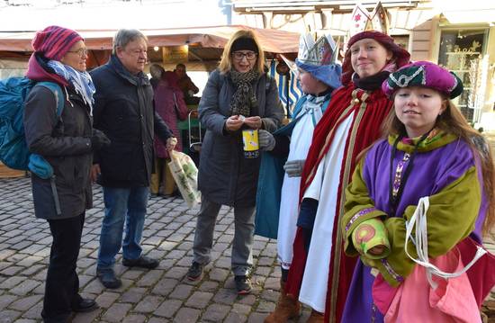 Sternsinger in Waldkirch unterwegs