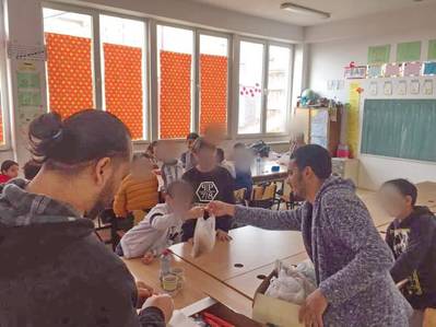 Quelle: Anlaufstelle Pro-Roma, Schulmahlzeiten in Skopje
